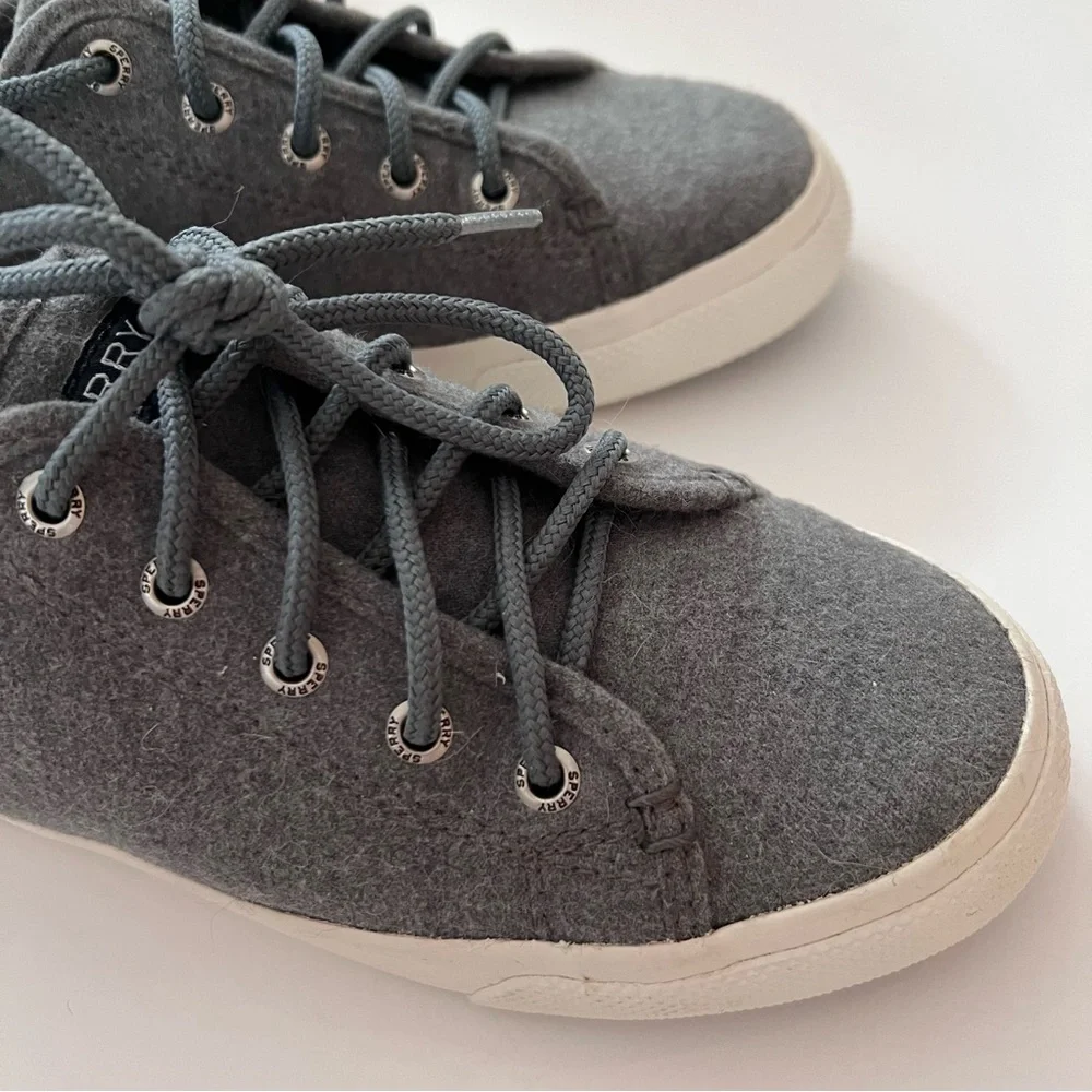 Sperry speedy top